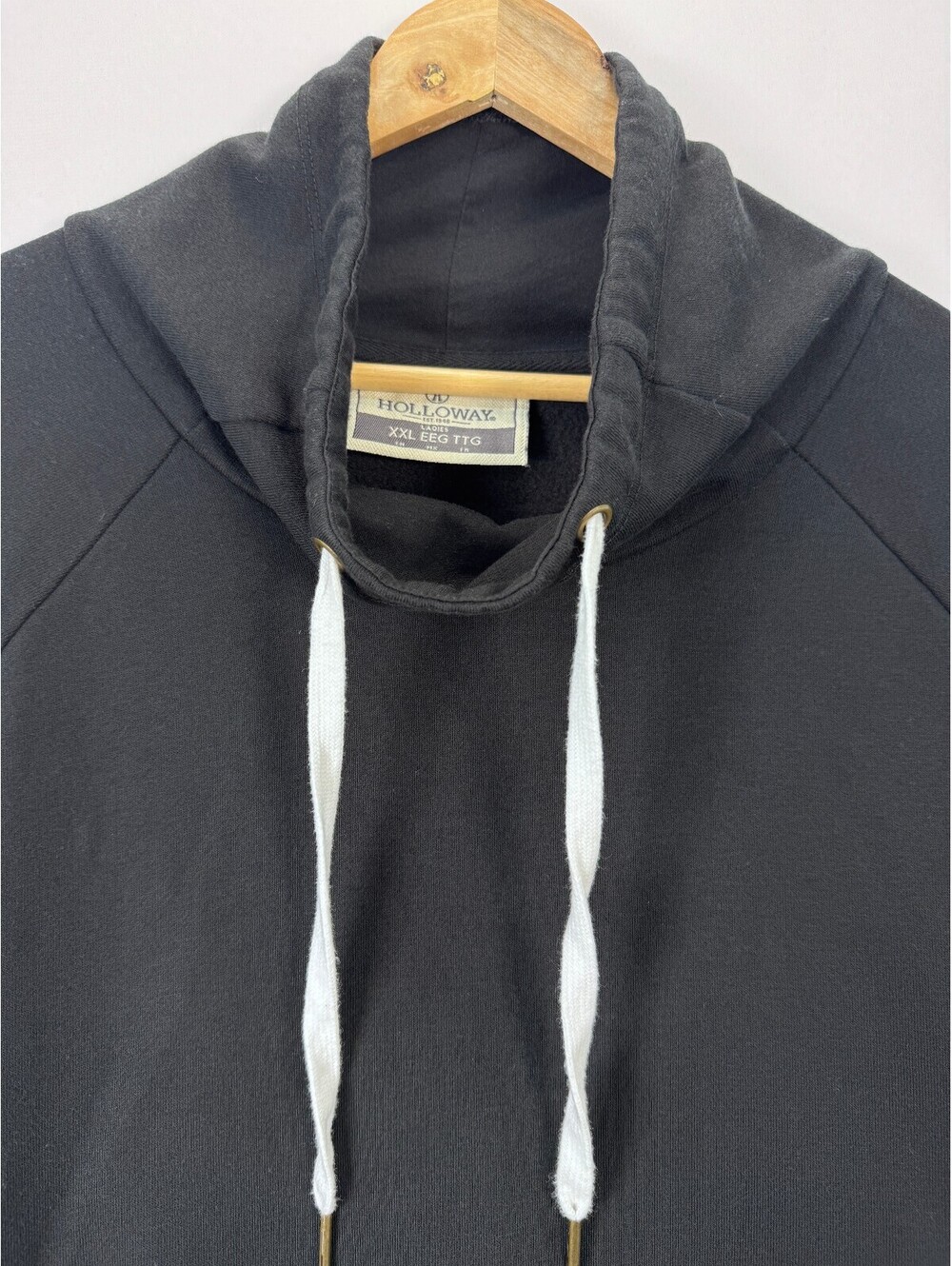 Varsity Cowl Neck Pockets Women XXL Black Oversized Pullover Sweatshirt Holloway - Picture 3 of 7